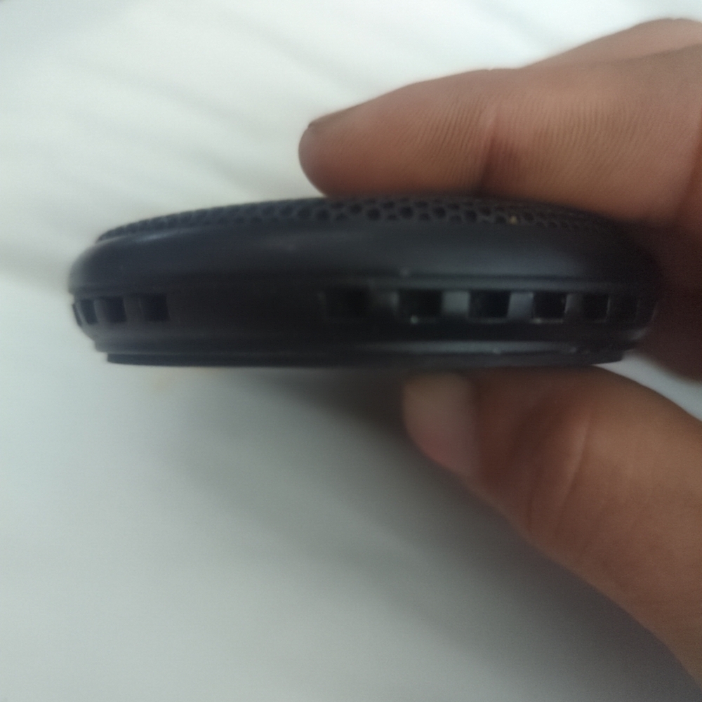 Microphone - Picture 3 of 4